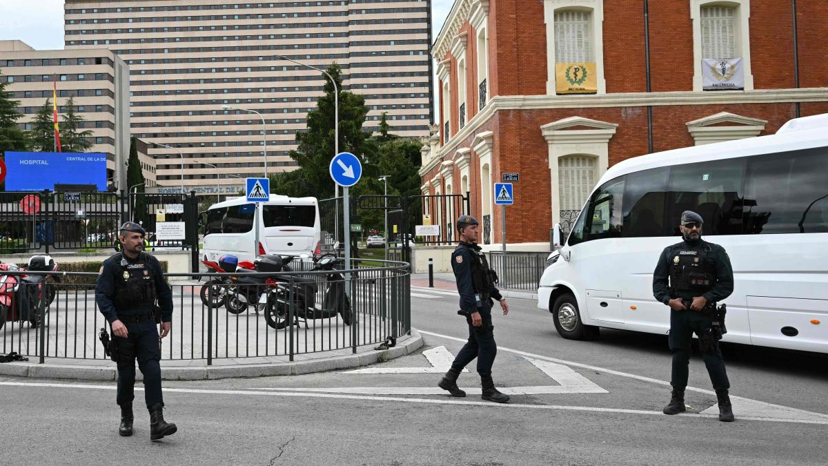 El Gómez Ulla da el alta al último paciente del brote de hantavirus del crucero MV Hondius