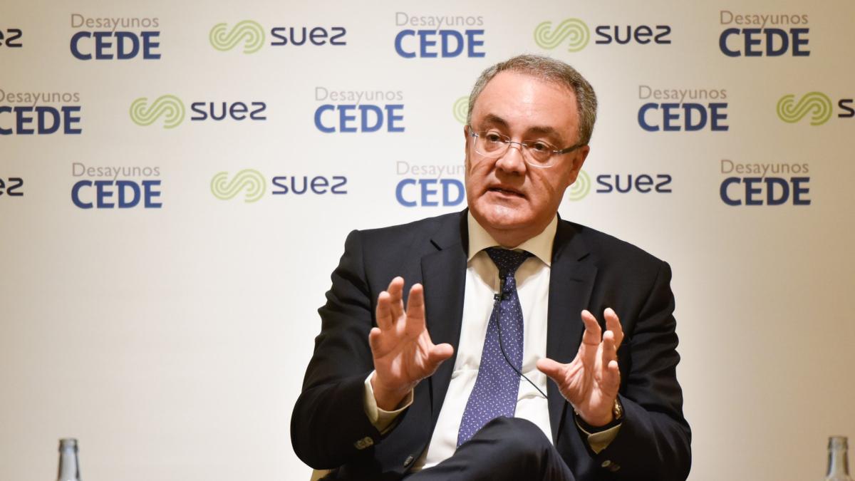 Openchip: ampliar capital y buscar socio estratégico // Florentino: lo de los conciertos "ya está arreglado"