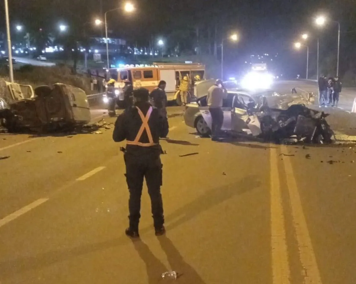 Colisión entre dos automóviles dejó una víctima fatal y tres lesionados en Dos de Mayo