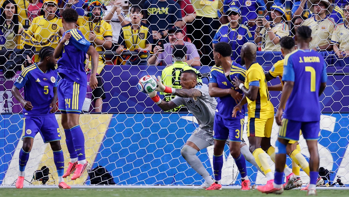 Curazao resiste el empate y deja a Ecuador contra las cuerdas