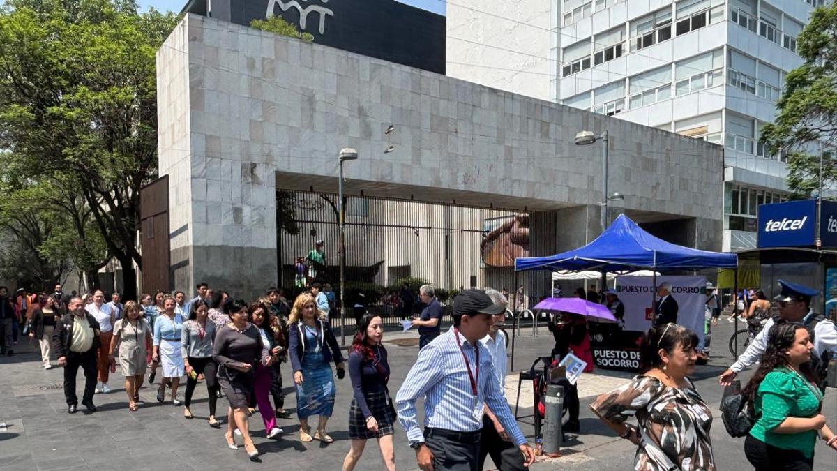 Sismo de 5.6 sorprende a la Ciudad de México
