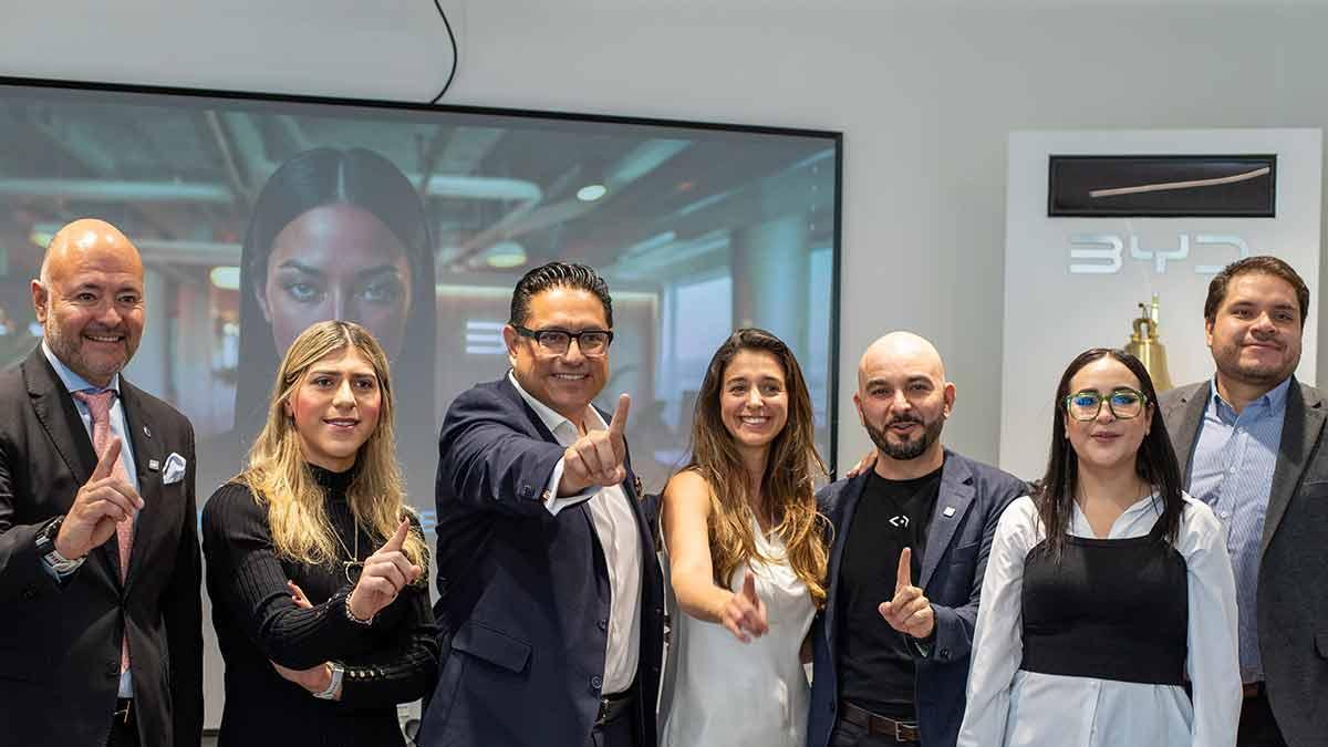 BYD transforma la experiencia automotriz con inteligencia artificial