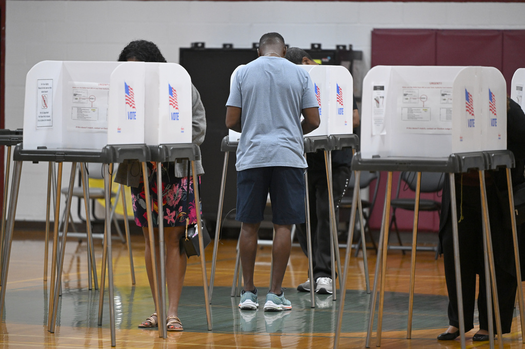 Israel interfirió en elecciones en Colombia, Honduras, Europa y África