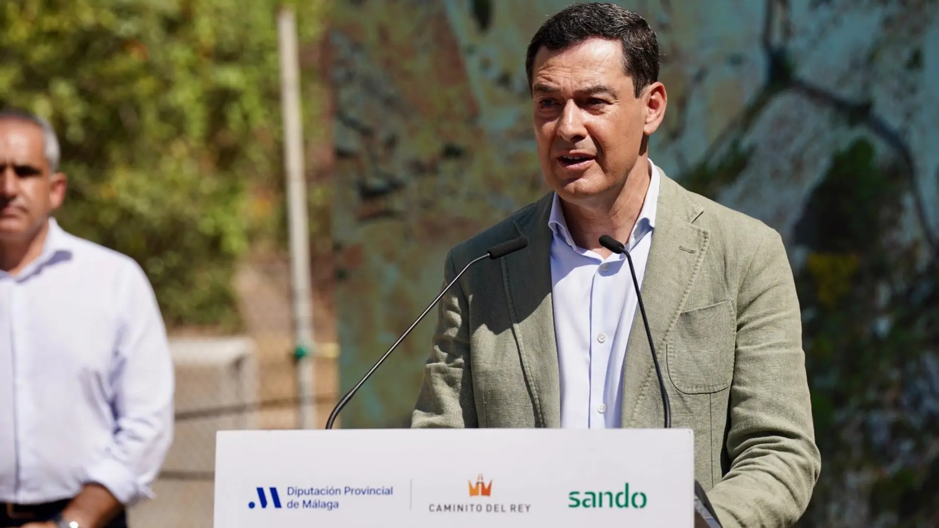 Moreno anuncia el inicio "inminente" de la negociación con Vox para alcanzar un acuerdo