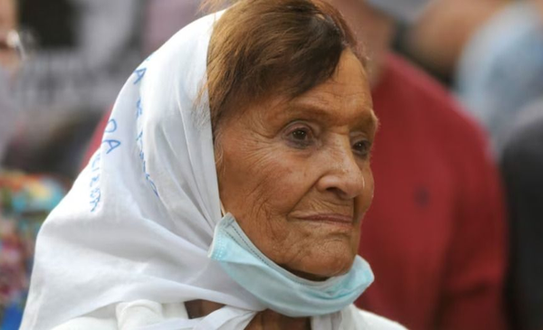 Murió Taty Almeida, histórica referente de Madres de Plaza de Mayo a los 95 años