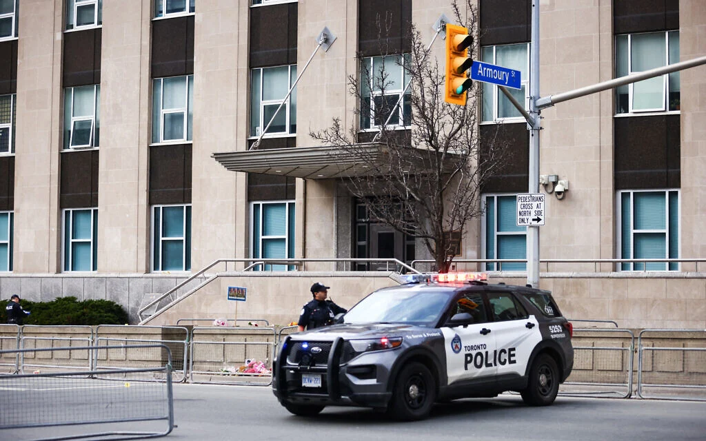 Toronto police say hired gunmen appear to be targeting Jewish sites