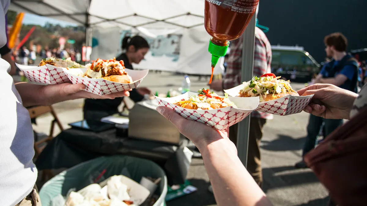 Fiesta del Poncho 2026: se abre la inscripción digital para los food trucks en el "Espacio Capital"
