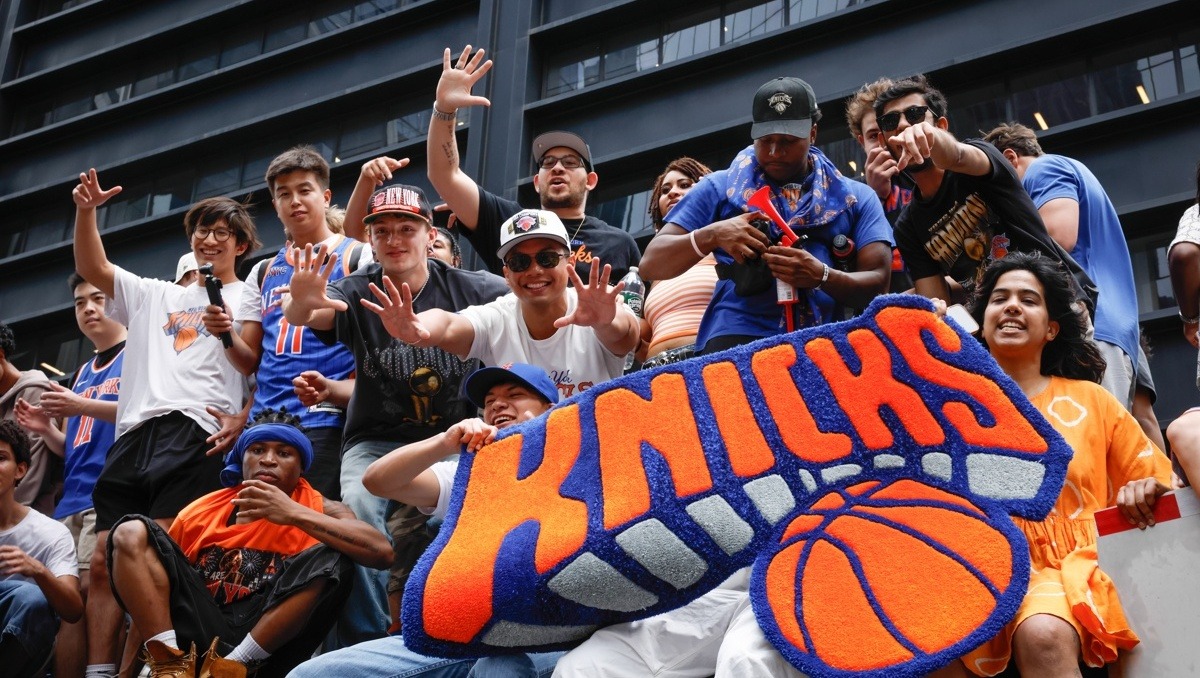 Nueva York sorteará botes de basura conmemorativos de los Knicks