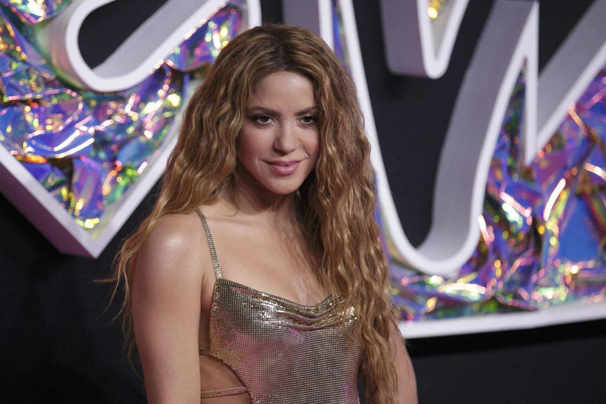 Shakira denuncia uso no autorizado de su imagen en campaña de Iván Cepeda