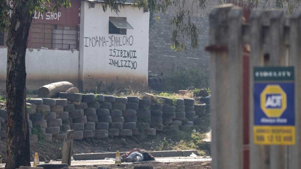 Tiroteo masivo deja 12 muertos en Sudáfrica