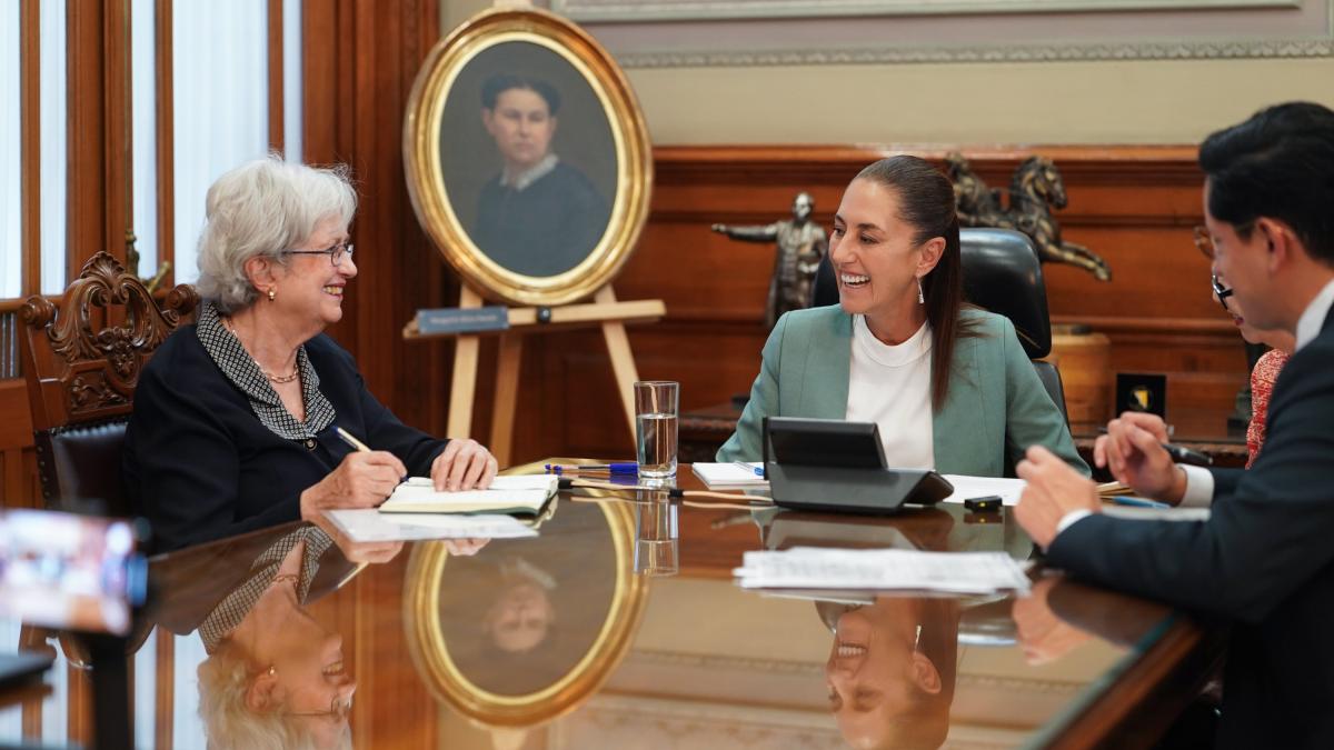 Estrechan relaciones México y Barbados