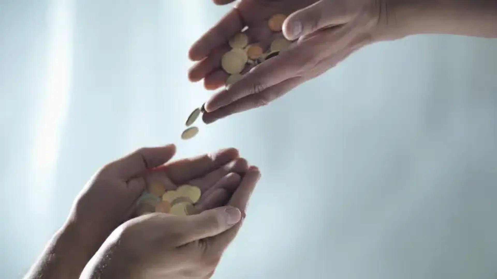 El truco para prestar dinero a un familiar sin que se considere donación