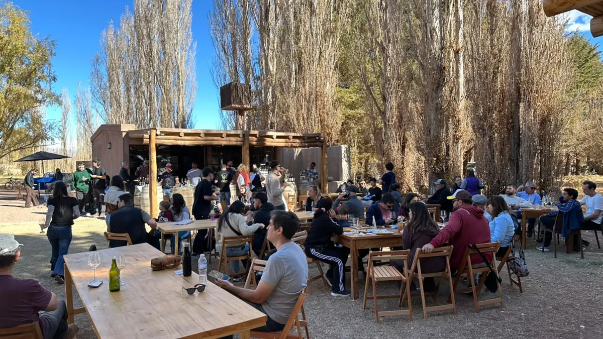 Feria Comunal, la propuesta que nació de cuatro amigos y hoy es reflejo de identidad productiva en Calingasta