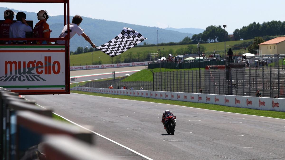 Centenariazo de Aprilia en la casa de Ducati con triunfo de Bezzecchi; Marc Márquez sufre: 7.º