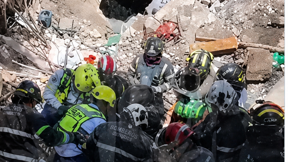 Víctima muere entre los escombros de vivienda derrumbada en CDMX