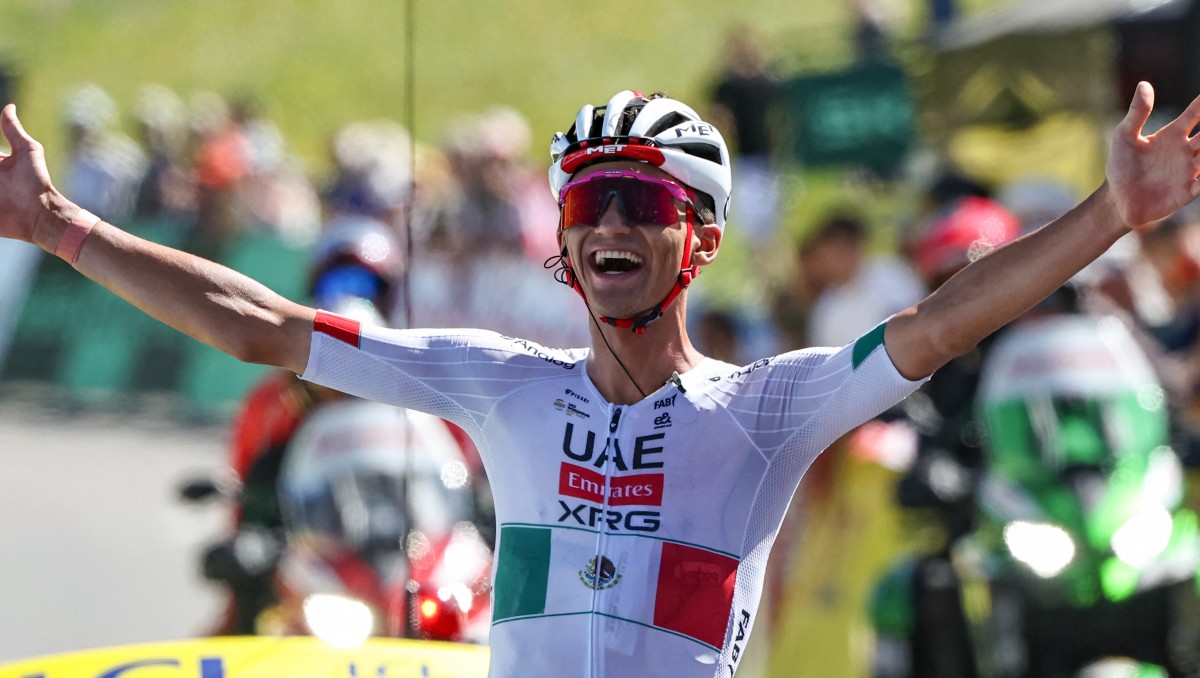 Isaac del Toro se corona campeón del Tour de Auvernia-Ródano