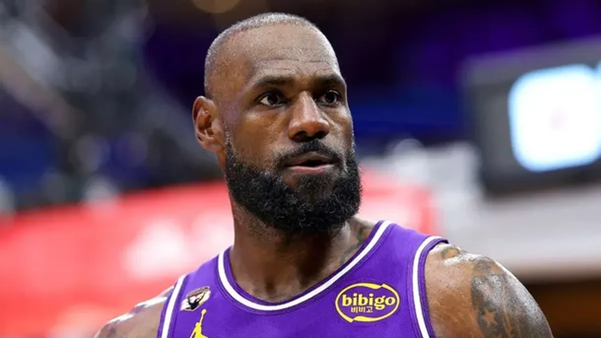 LeBron James dejará Los Ángeles Lakers pero seguirá jugando