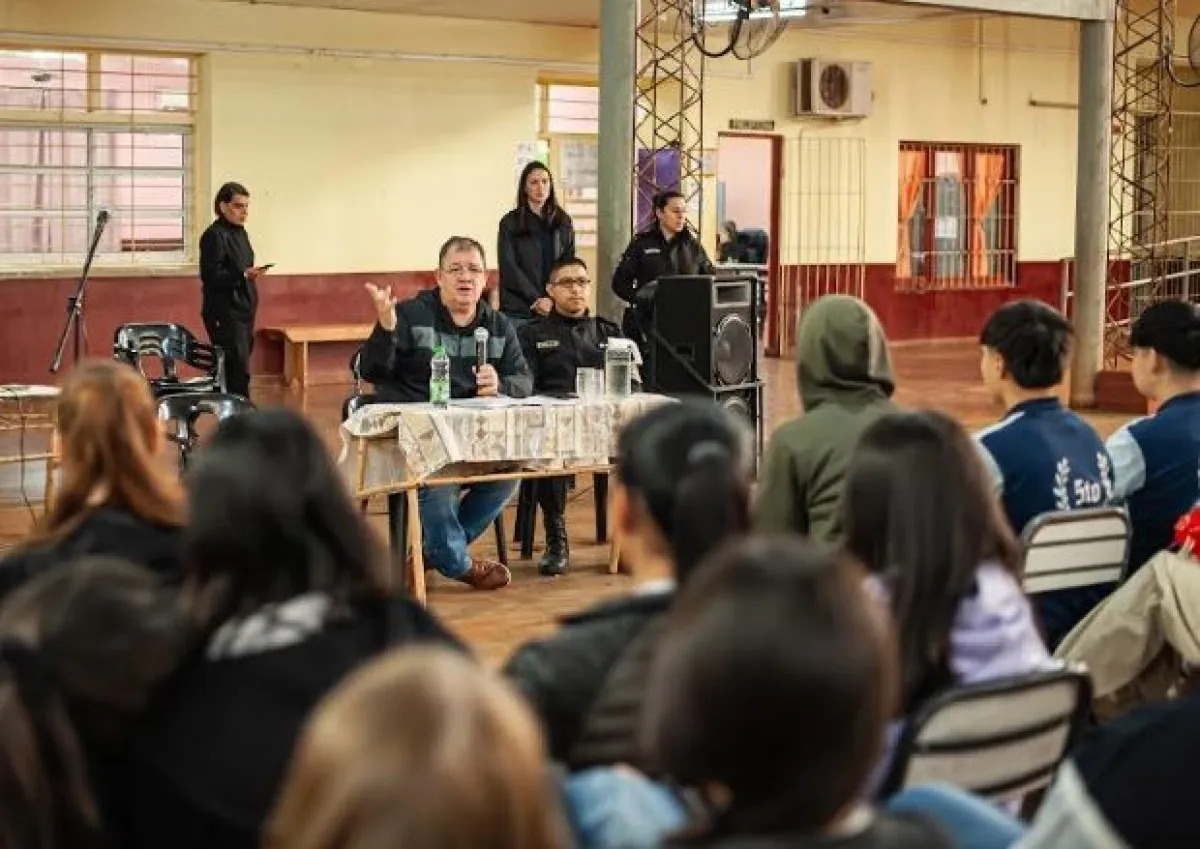 Wanda: fuertes operativos de concientización en colegios secundarios para frenar la violencia y los siniestros viales