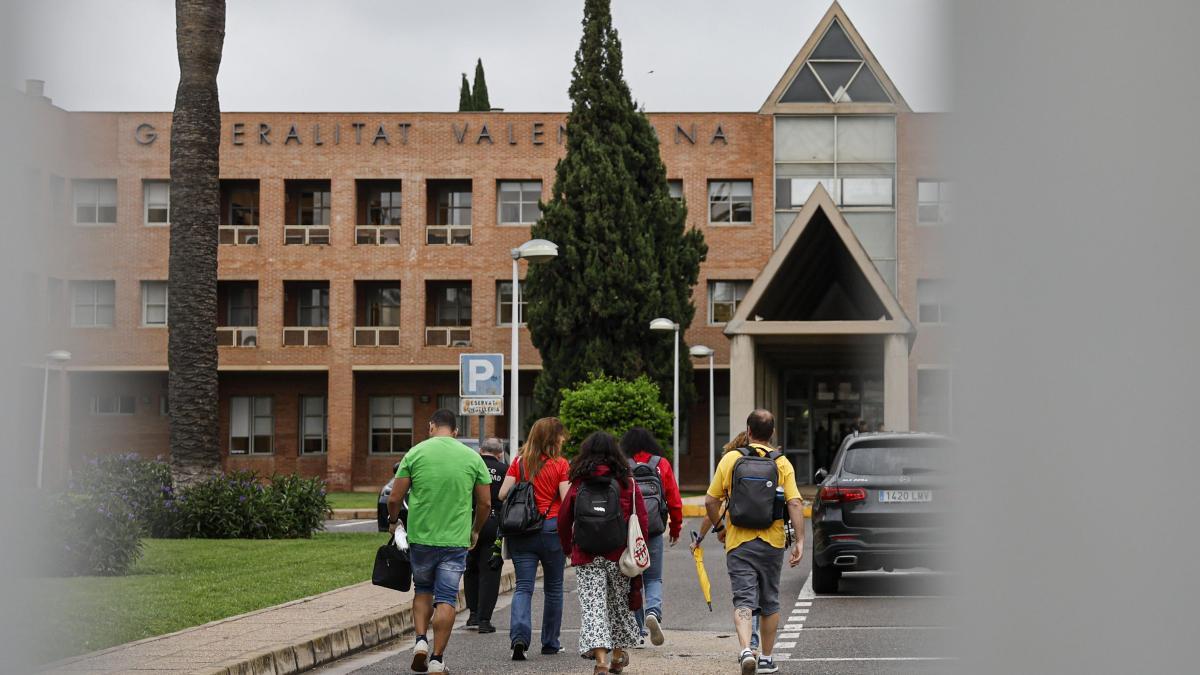 Educación presenta a los sindicatos nueva propuesta con 3.338 millones de inversión a 4 años