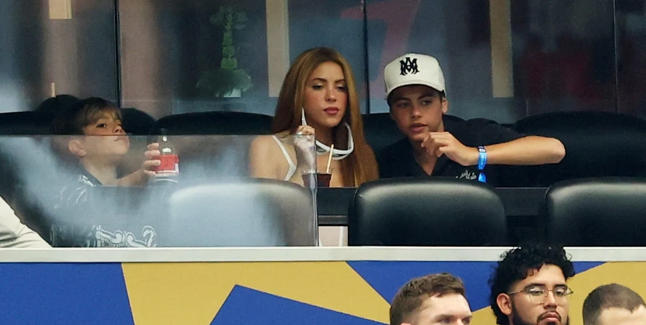 Shakira revolucionó el Dallas Stadium: así vivió la victoria de Argentina frente a Austria junto a sus hijos