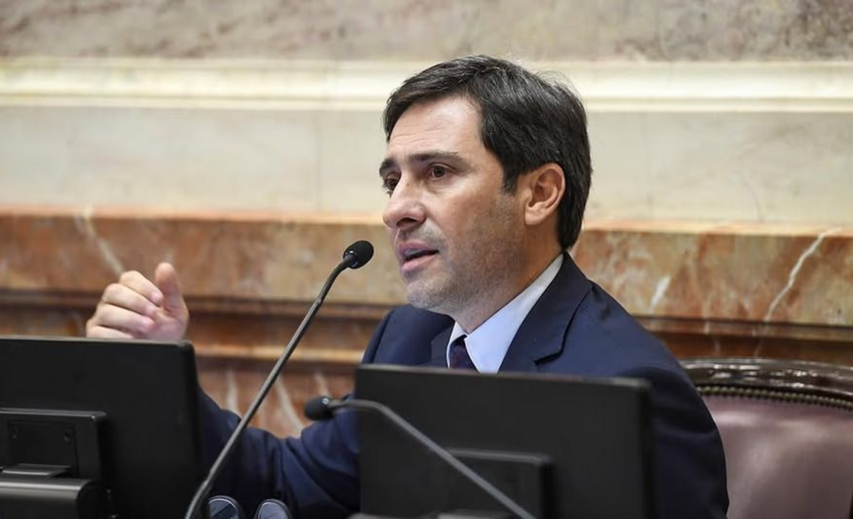 El PRO propondrá interpelar a Adorni en el Senado