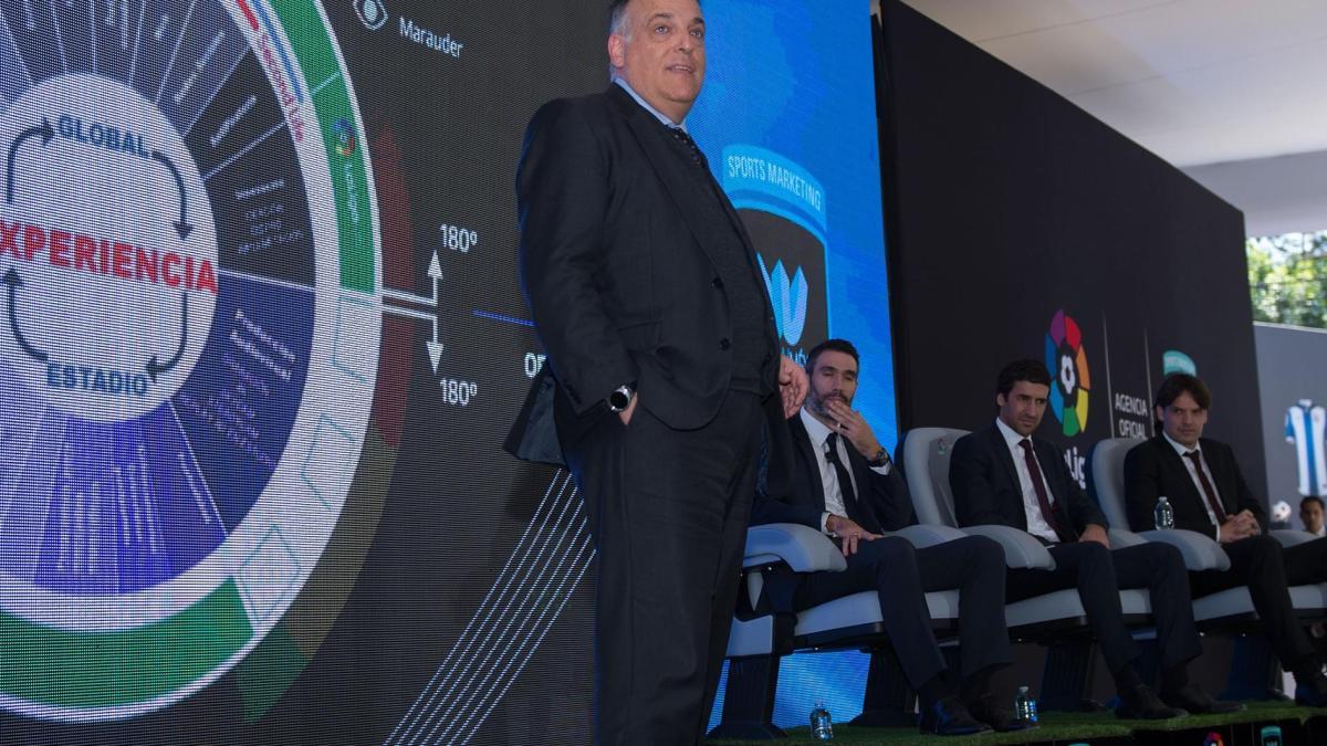 Javier Tebas revienta a la FIFA: "¡No está cuidando el futbol!"