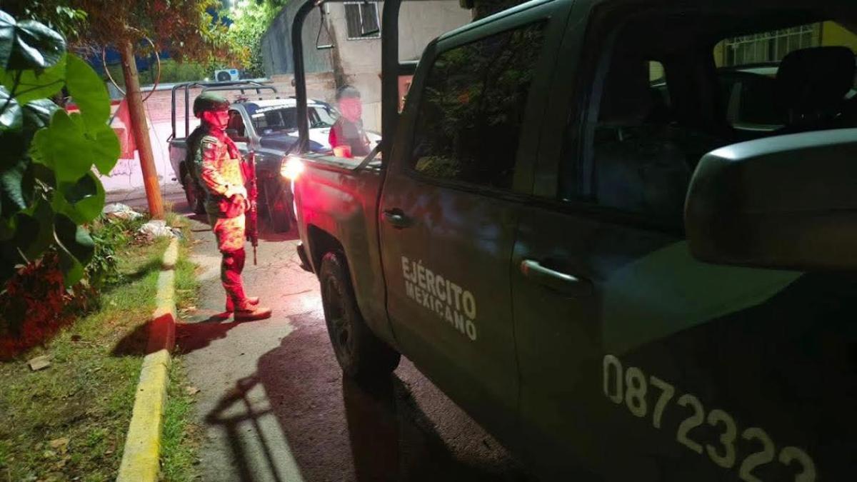 Defensa detiene a dos policías municipales en Durango