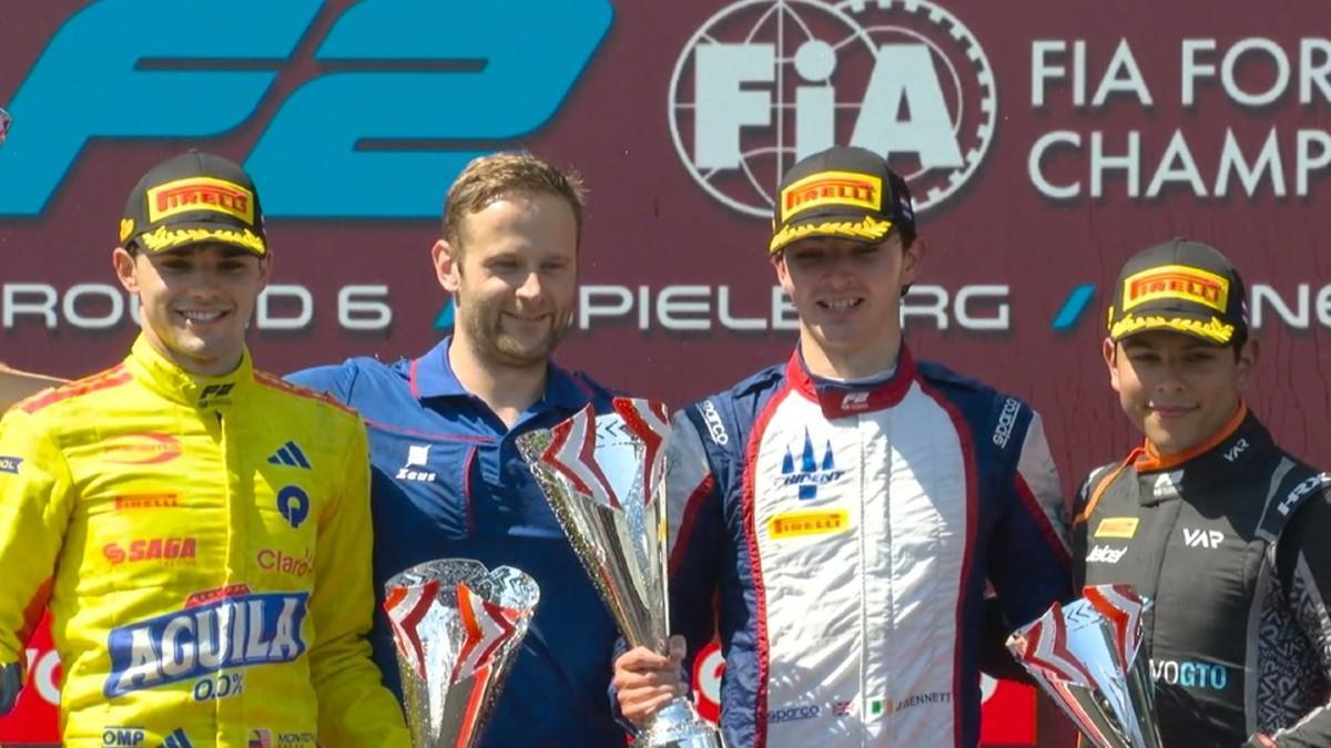 ¡Podio mexicano! Rafael Villagómez brilla en la caótica sprint de la F2