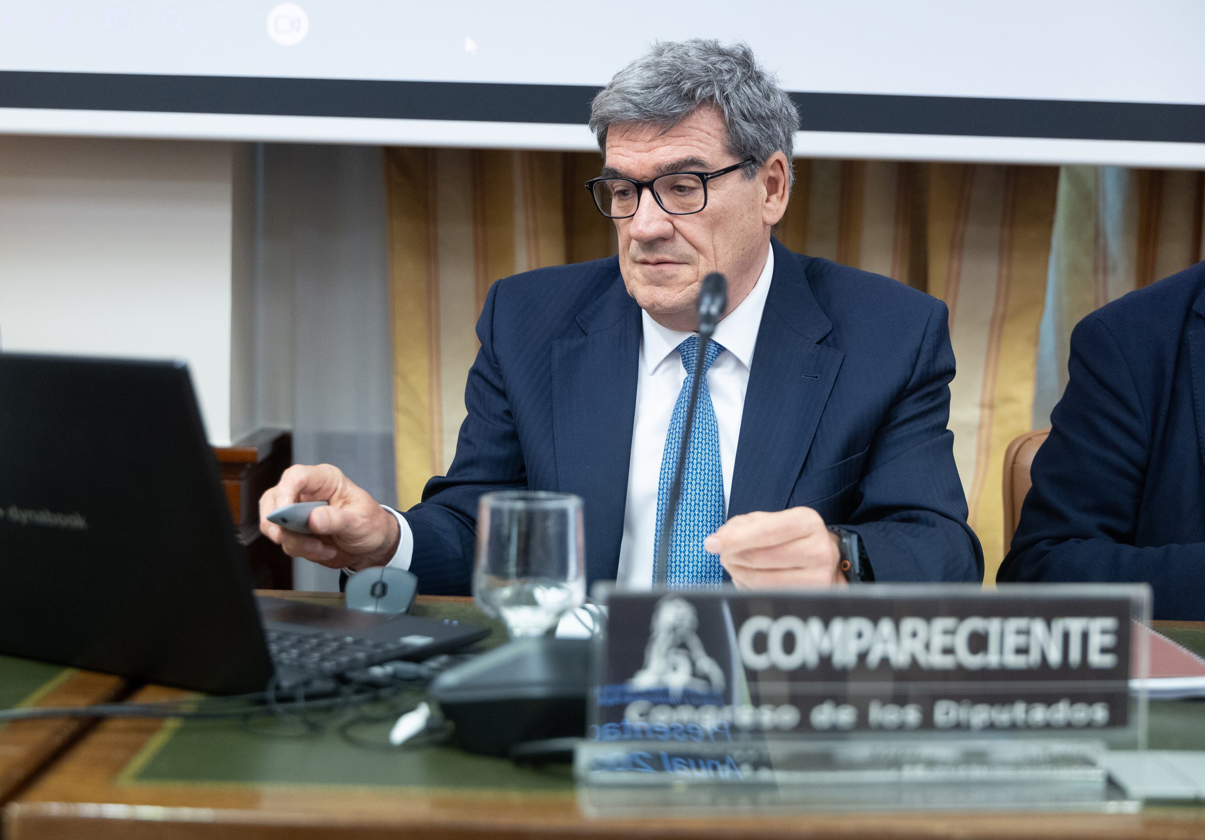 Escrivá pide abordar la crisis de la vivienda como una "emergencia nacional"