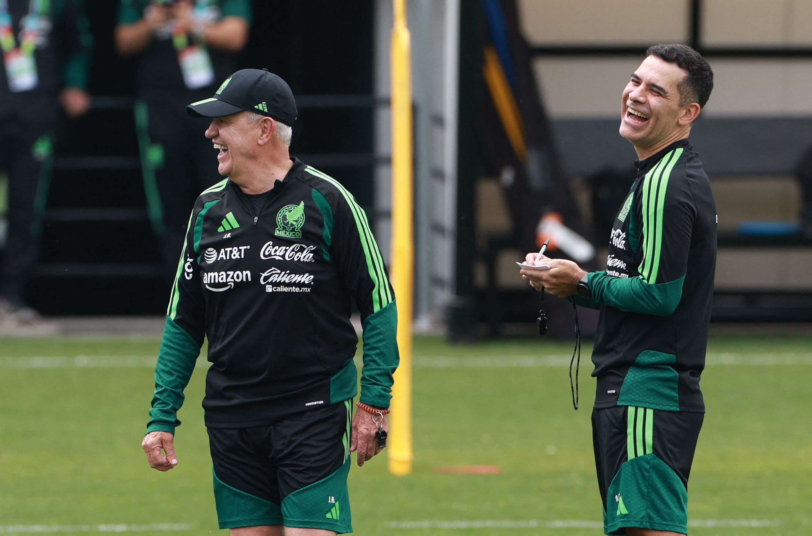 Javier Aguirre y Rafa Márquez: pegamento emocional para México