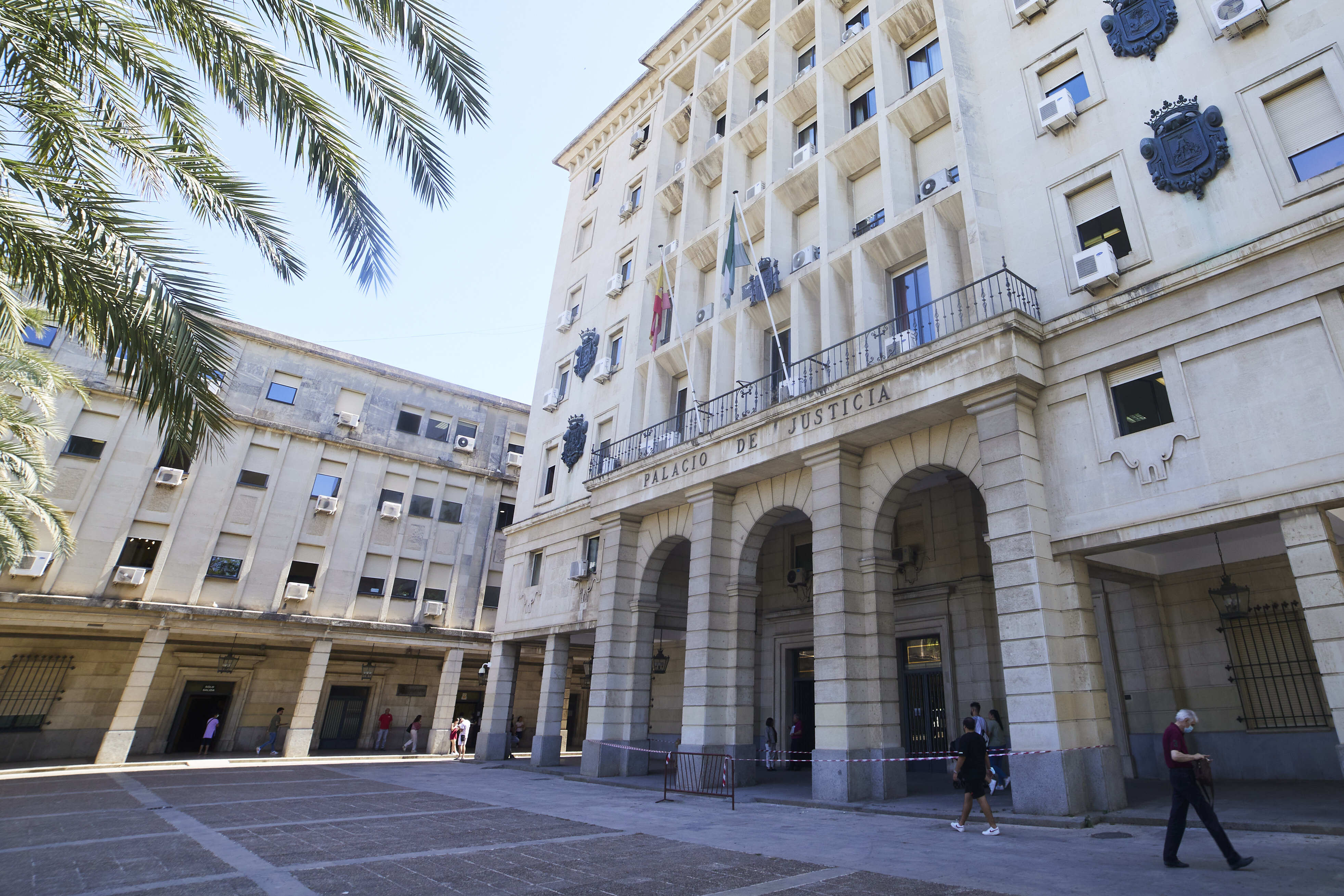 Un juzgado de Sevilla investiga la muerte por quemaduras de una bebé de 16 meses mientras la bañaba la expareja de la madre
