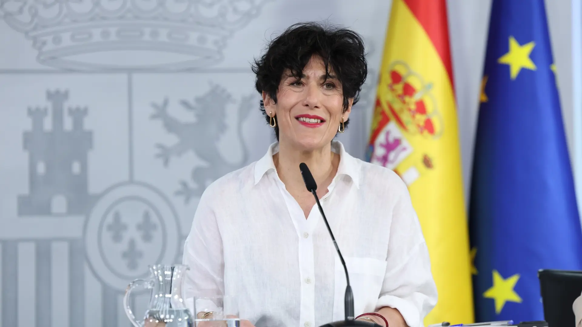 El Gobierno asume algunas demoras en el proceso de regularización pero aclara: "Se va a dar respuesta en tiempo y forma"