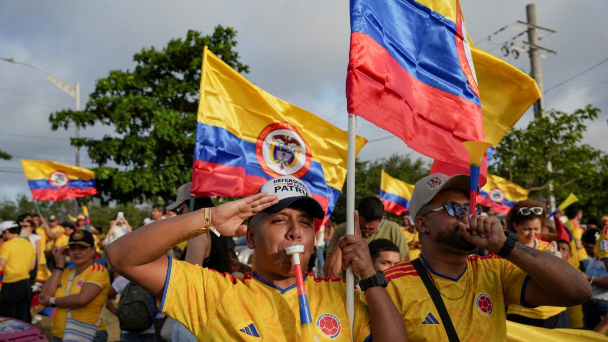 El ultraderechista De la Espriella, afín a Trump, es elegido presidente de Colombia