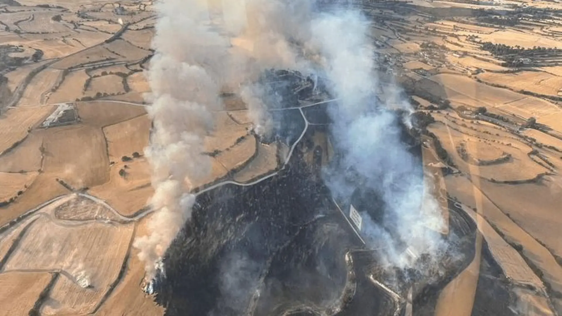 Envían una ES-Alert en Talavera y Ribera d'Ondara para confinar a los vecinos por un incendio agrícola
