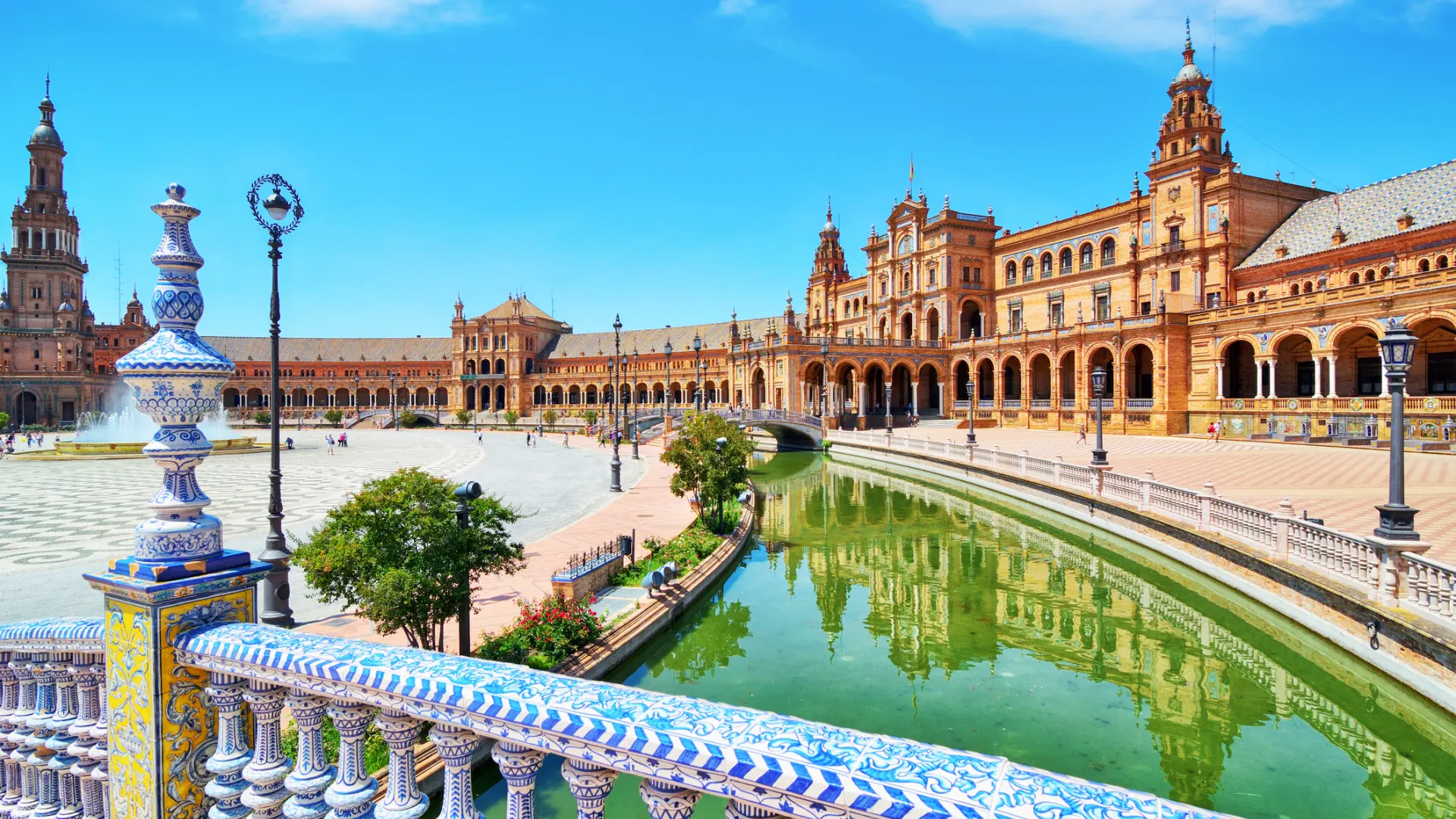 BonoSevilla 2026: cuantías, quiénes pueden solicitarlos y cómo funcionan