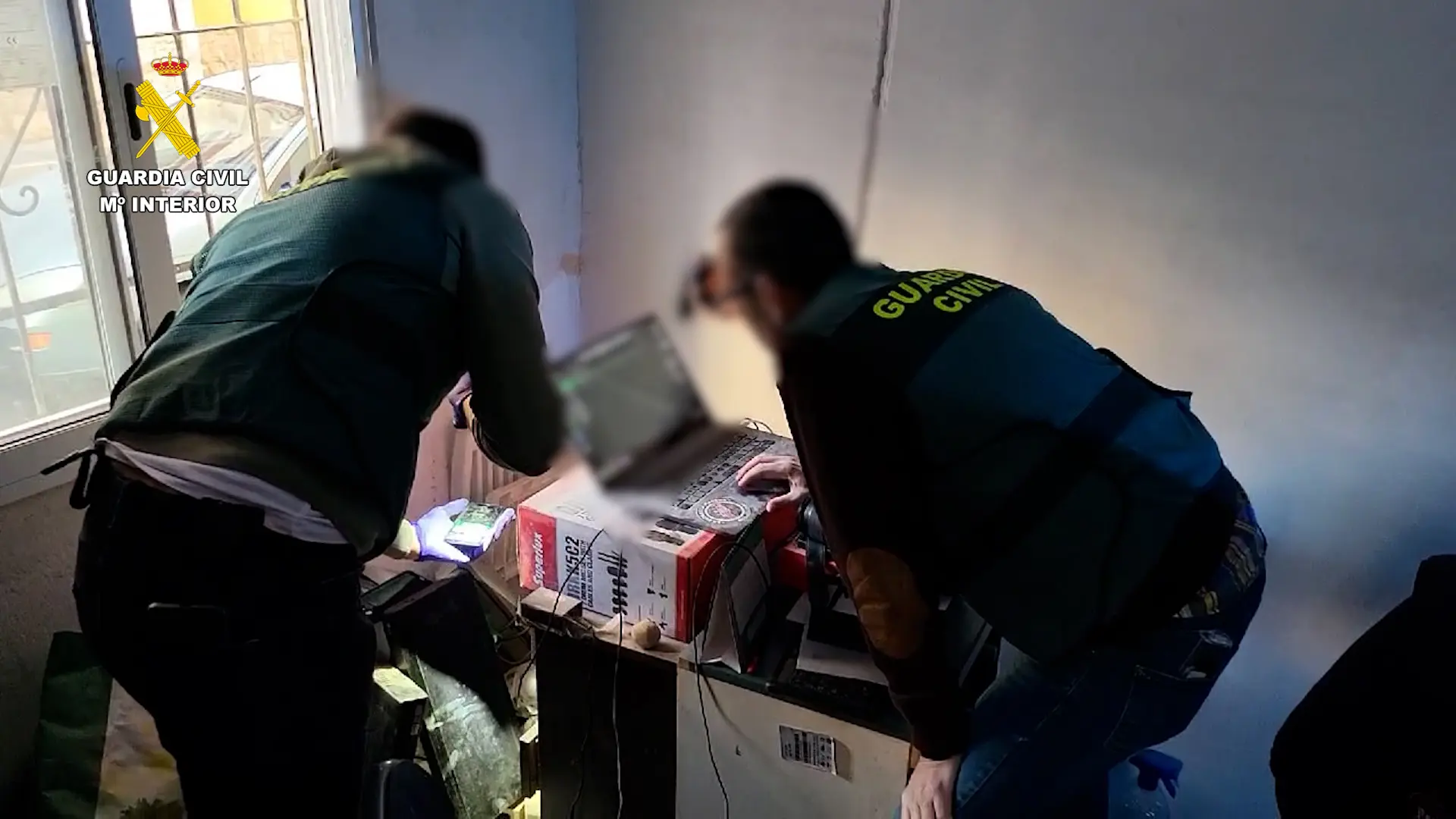 Detenido un ciberdepredador sexual con 200 dispositivos de contenido sexual infantil