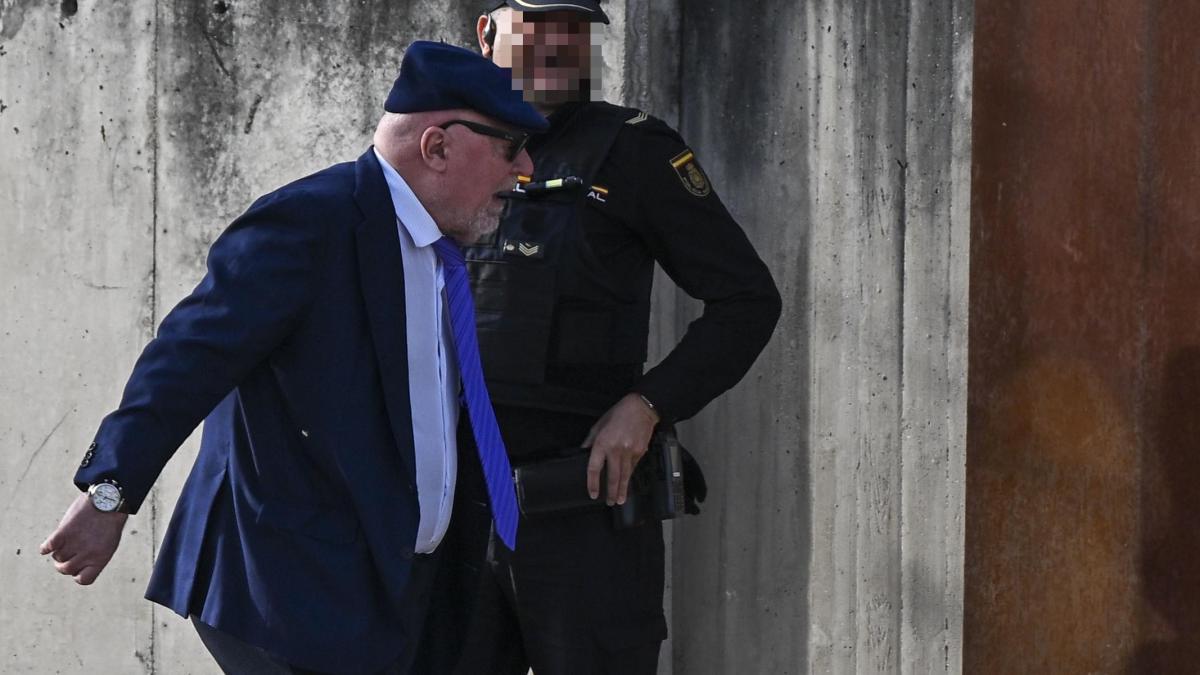 Villarejo sin filtros: Rajoy quería trincar, el "coronas" y jefes incapaces