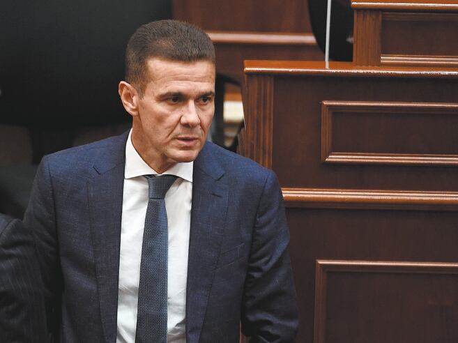 Por duda, Corte Suprema absuelve al excongresista Carlos Cuenca Chaux en caso por corrupción