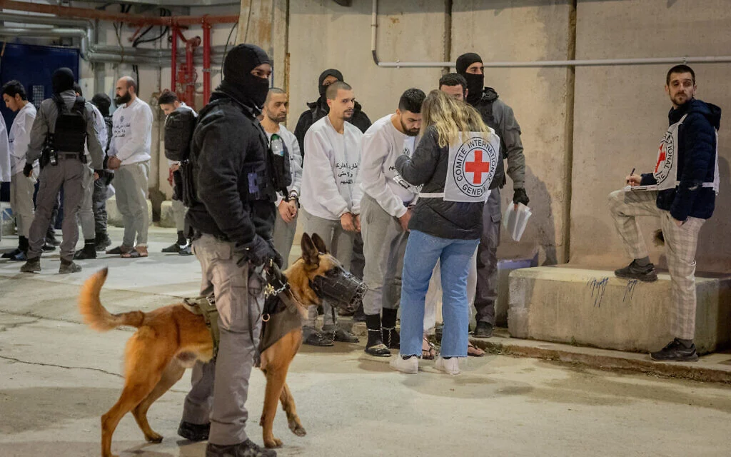 Bill to ban Red Cross visits to Palestinian prisoners fails as Haredim boycott vote