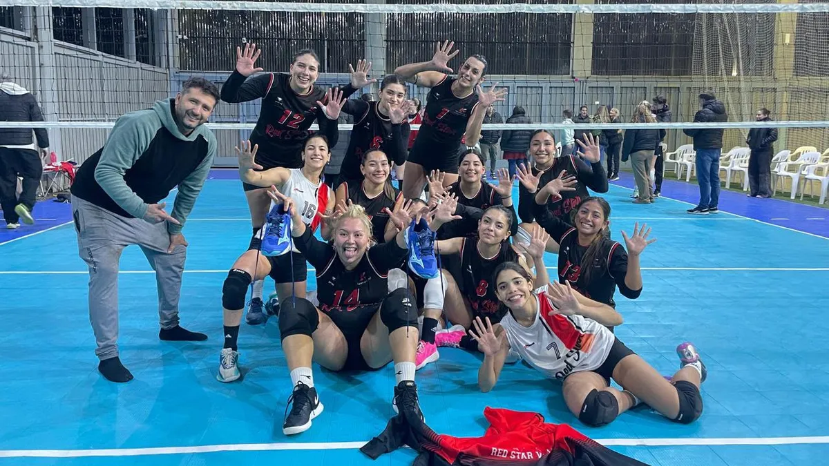 Destacada actuación de Red Star Vóley en el Torneo de la Bandera