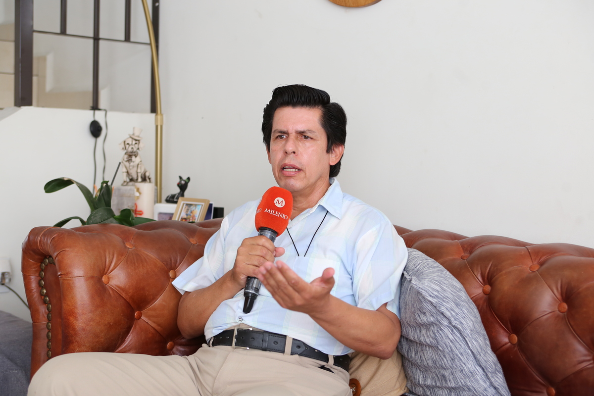 Acusan a falso sacerdote en León; él alega ser anglicano
