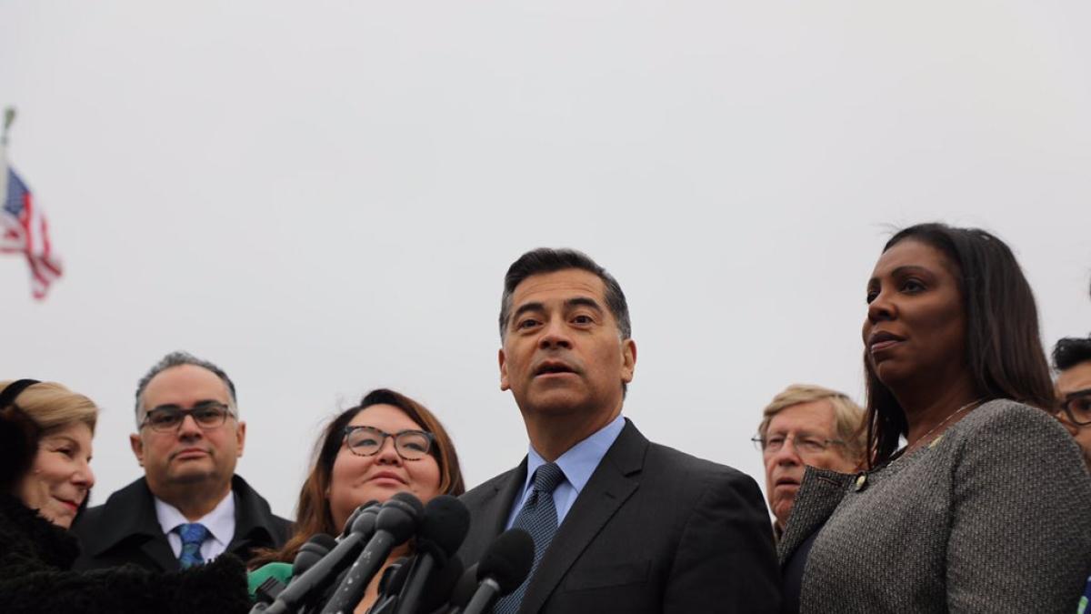 Xavier Becerra se perfila como el primer gobernador latino de California desde 1875
