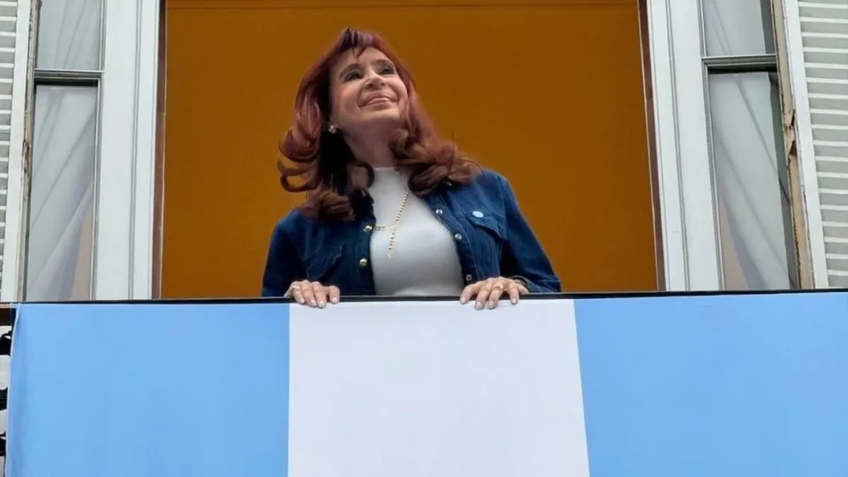 La Justicia ratificó la prisión domiciliaria de Cristina Kirchner y destacó su "cumplimiento adecuado" de las reglas impuestas