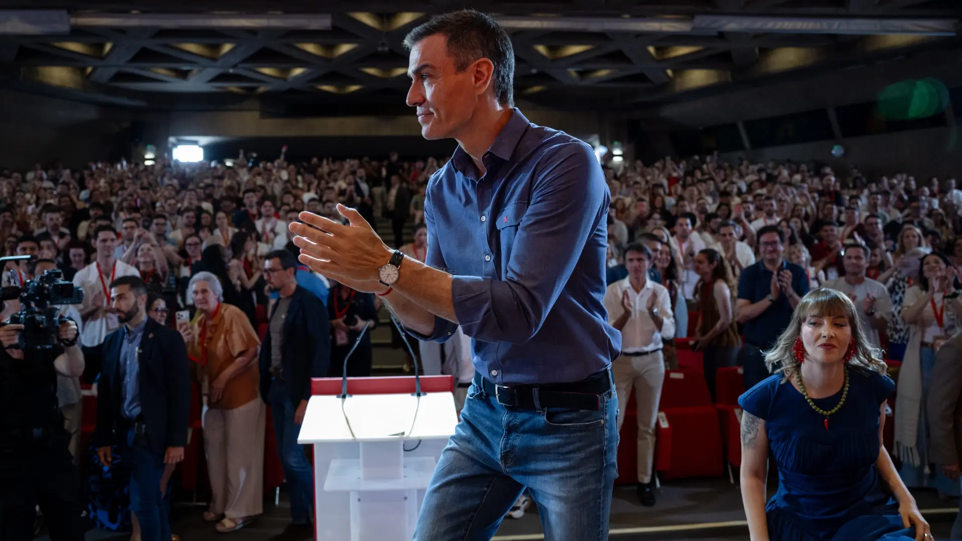 La UCO ve "evidencias" de que Sánchez sabía de las maniobras de Leire: "Dijo 'el one' que estoy haciendo un trabajo enorme"