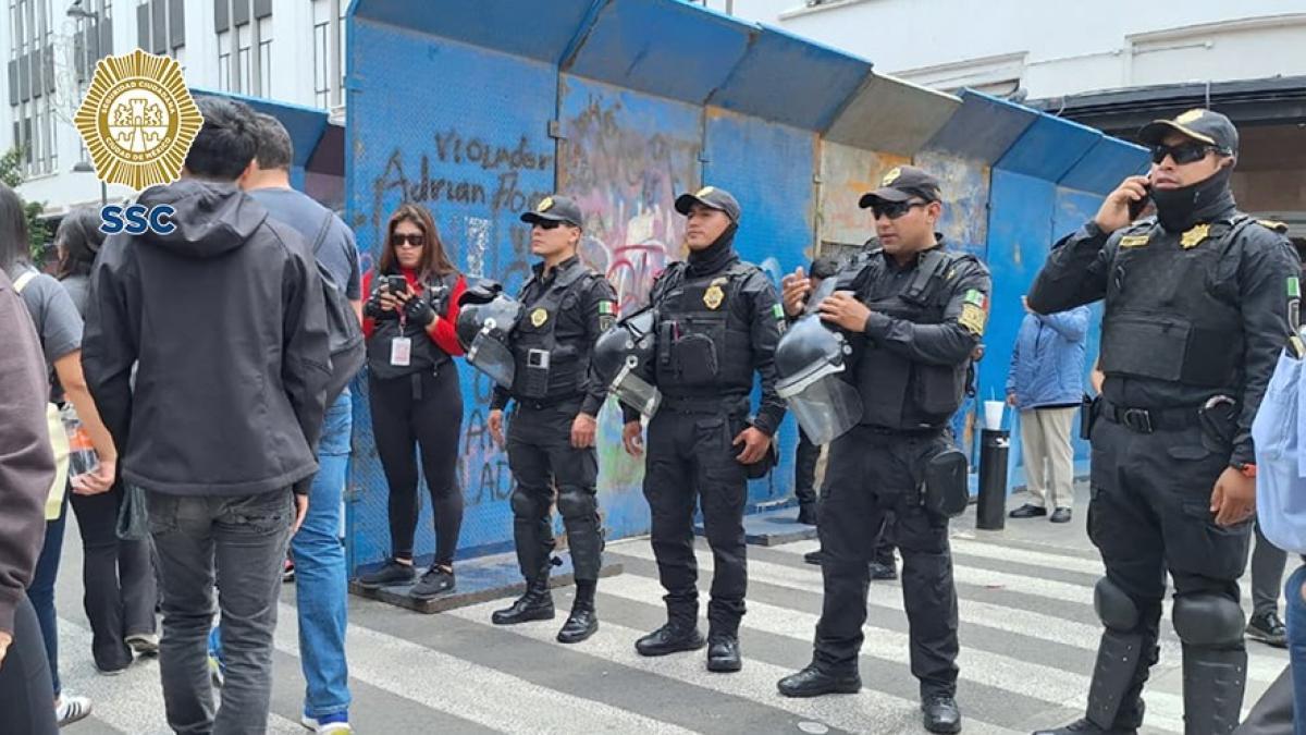 Refuerzan seguridad y pruebas de alcoholemia en Fan Fest del Zócalo