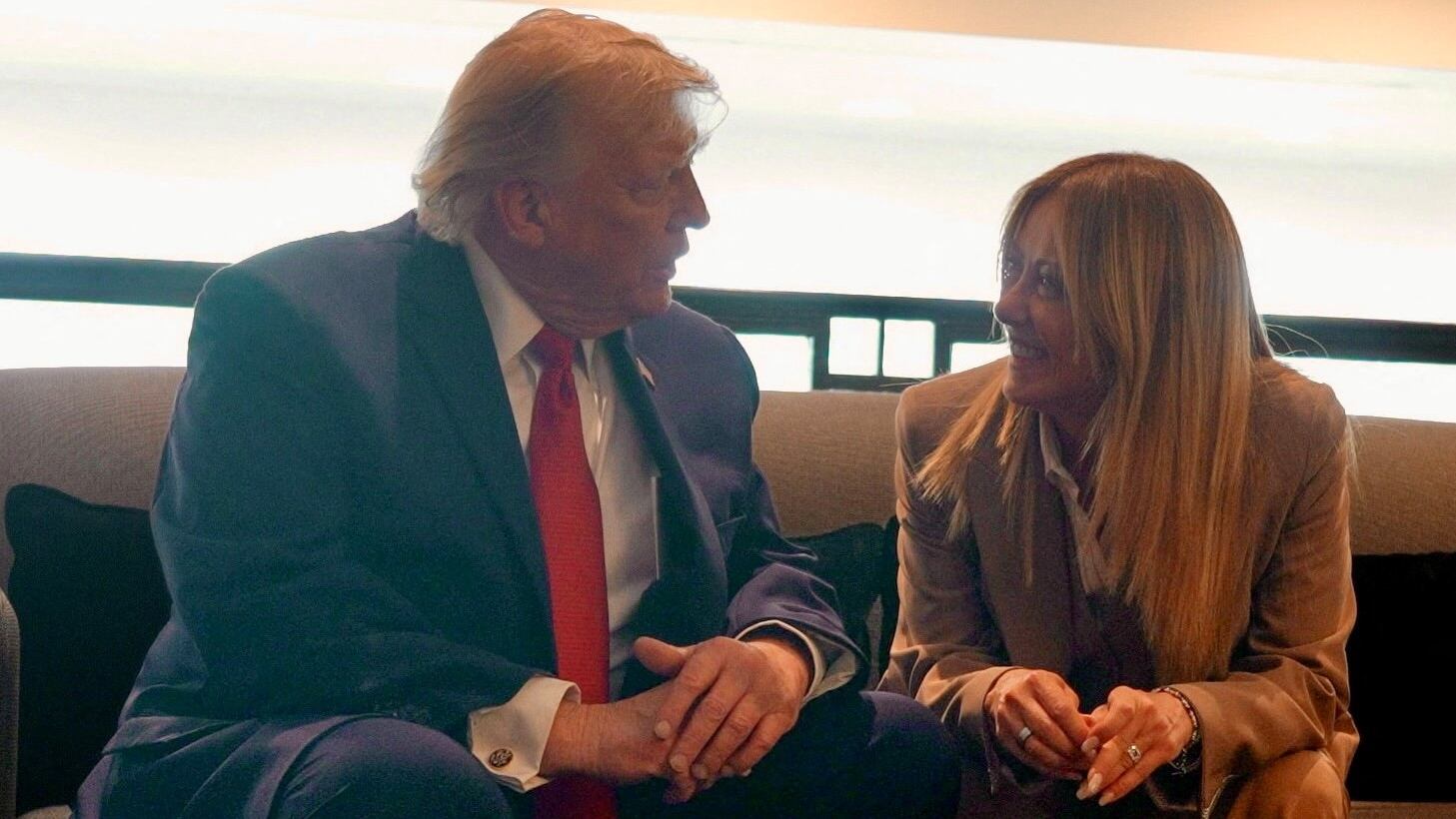Trump abre una nueva crisis con Meloni al decir que se hizo una foto con ella en el G-7 "por pena"