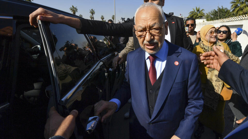 Tunisie : l'opposant Rached Ghannouchi condamné à la prison à vie pour terrorisme