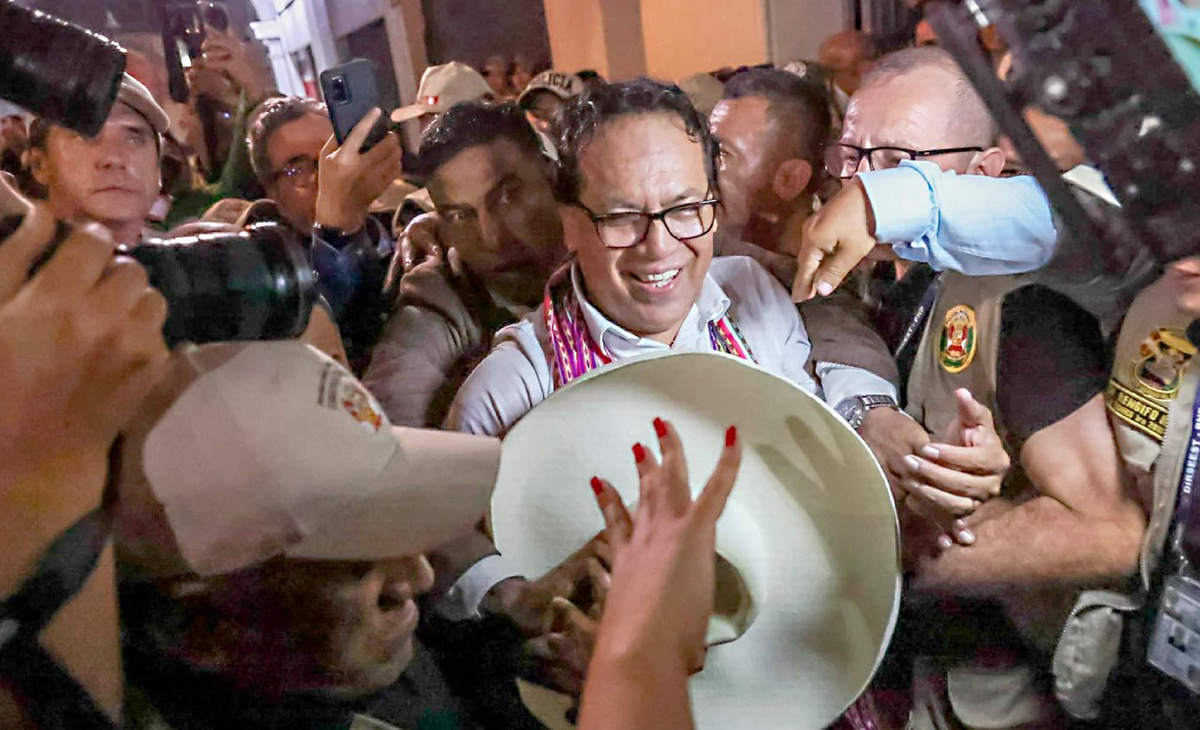 La izquierda aventaja a Fujimori en Perú | La Arena - Noticias de La Pampa y el país