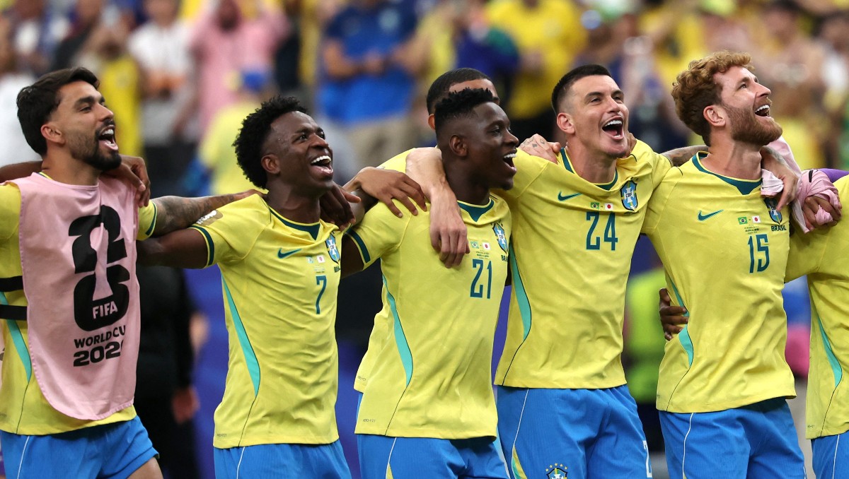 Brasil logra remontada sobre Japón y clasifica a Octavos de Final