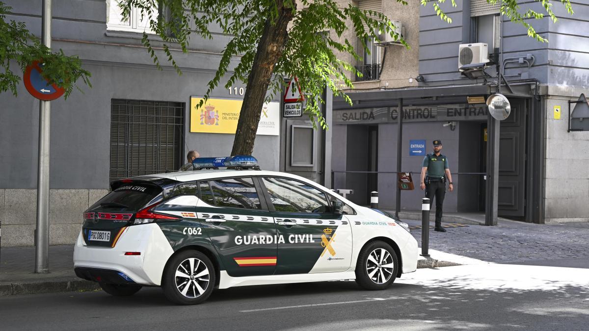 Un general denuncia presiones a la UCO para no ser "proactiva" en las investigaciones al PSOE